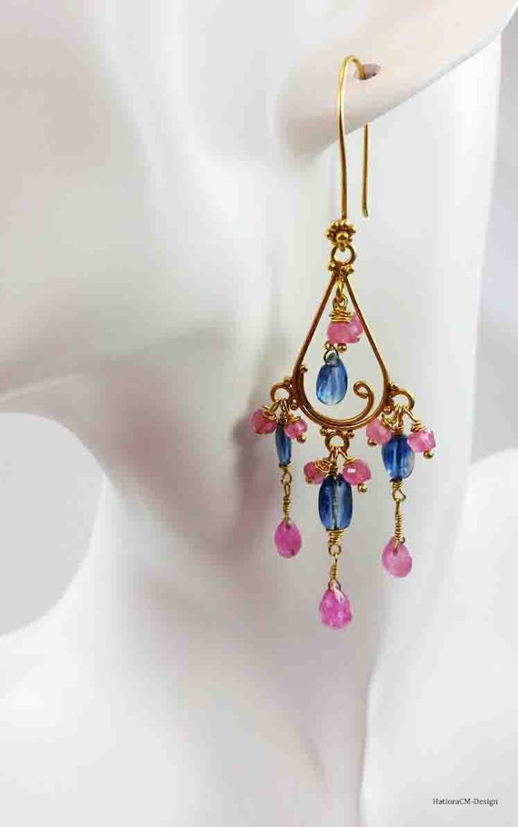 Chandeliers with blue kyanite and pink sapphire in gold (24K) Vermeil