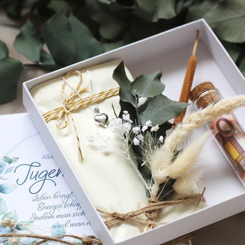 Gift Box Youth Consecration Gift Idea Heart Necklace Money Gift Dried ...