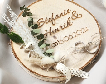 Cojín de anillo soporte de anillo de boda soporte de anillo flores de boda nombres novia y novio fecha grabado anillo de boda soporte de anillo boda personalizado personalizado