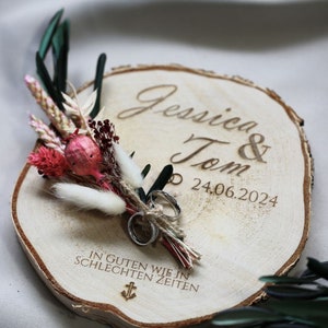 Ring pillow personalized wedding ring holder with bouquet dried flowers tree slice wood engraving wedding ceremony wedding rings ring bearer pillow