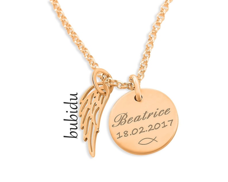 TAUFKETTE MIT FLÜGEL Taufschmuck Gravur Rosegold Taufe Kette Mädchen Taufgeschenk Schmuck zur Geburt Engelsflügel Namenskette Rosé Geschenk Bild 1