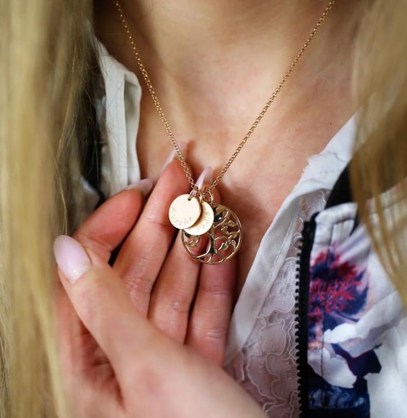 Collana con ciondolo con foto personalizzata con fiore di nascita e pietra portafortuna e ciondolo iniziale/croce, gioielli da donna, regalo di compleanno/festa della mamma/anniversario per lei/mamma