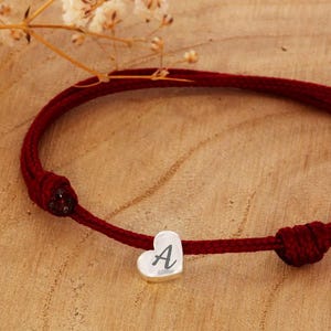 Cuerda de vela de 3 mm con colgante de corazón, pulsera de filigrana, joyería de iniciales de letras, pulsera de nudo ajustable para niños adultos, amistad