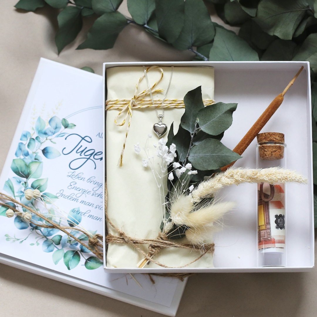 Gift Box Youth Consecration Gift Idea Heart Necklace Money Gift Dried ...