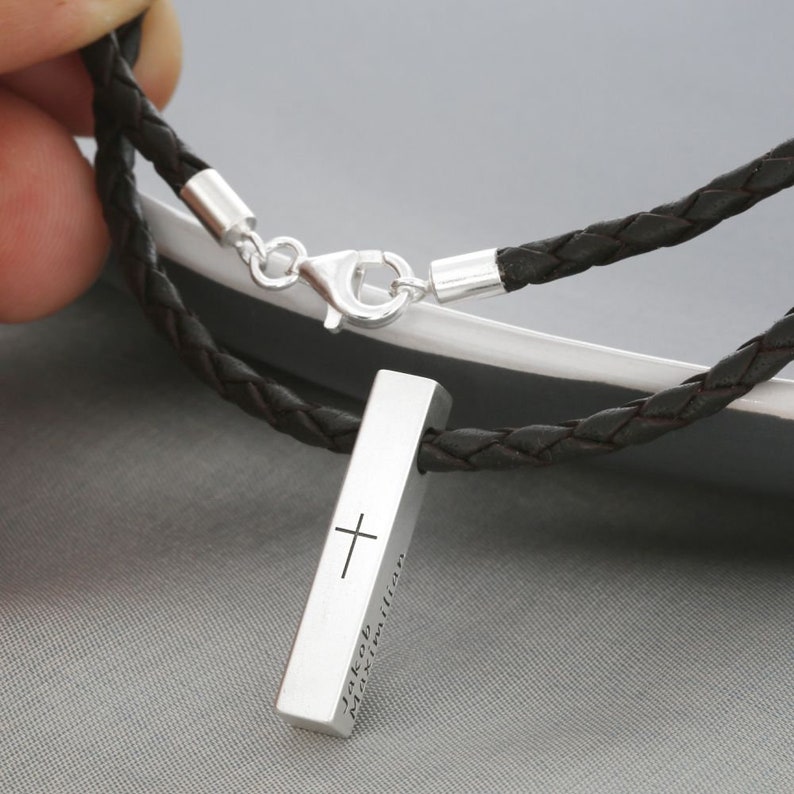 Kommunion Kette Junge Silberbarren Kette Gravur Lederkette zur Taufe Kommunion Stabkette personalisiert Halskette silber Konfirmation Kreuz Bild 6