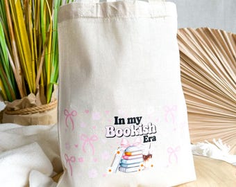 kleines Geschenk für Booklover | Buchbeutel oder Beuteltasche aus Baumwolle | Geburtstagsgeschenk Bücherwurm Booktoker | Bookish Era