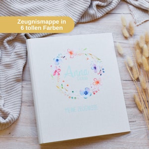 personalisierte Zeugnismappe | Blumenkranz und dem Namen des Kindes | Leinen Einband | Geschenkidee zum Schulstart - Geschenk Einschulung