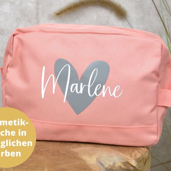 großer Kulturbeutel personalisiert für Frauen | Herz mit Namen | Kosmetiktasche für die Frau | Geschenk Freundin, Schwester, Mama auf Reisen