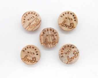 2 wooden buttons “Handmade with love”, diameter 15 mm