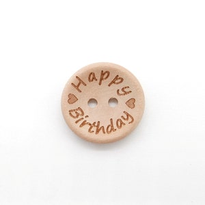 10 wooden buttons 20 mm &quot;Happy Birthday&quot;