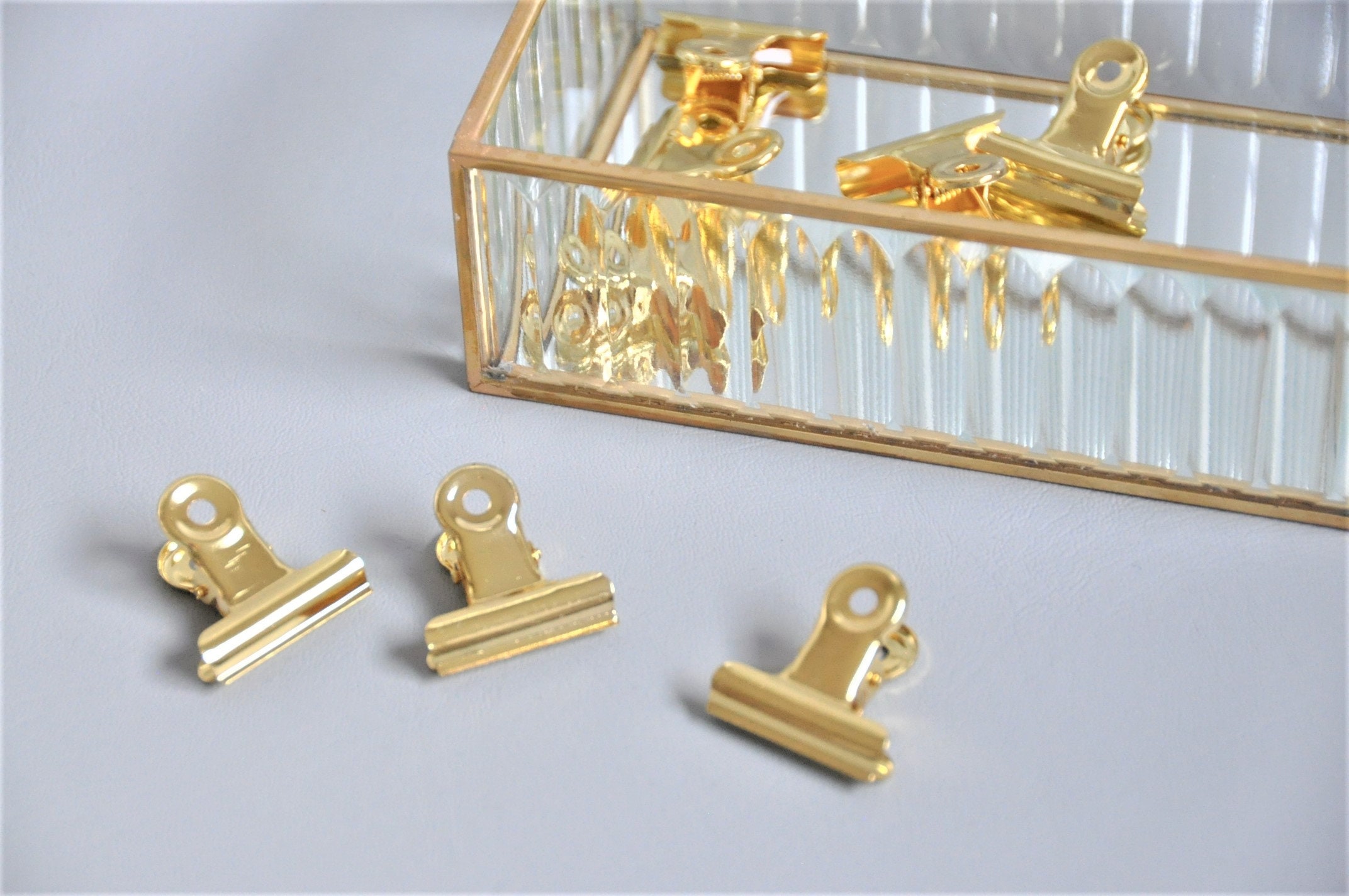 12 Metallklammern gold 2,5 cm - kleine Foldback Klammern Dekoklammern