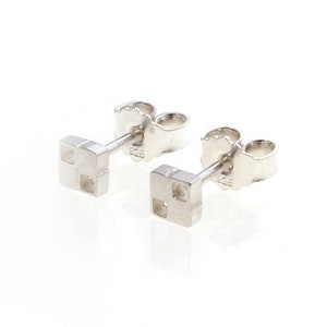 mini stud earrings 'Karo 2', silver image 2