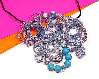 Big Blue Wire Necklace, Two Tone Twisted Wire Swirls, Lavender Silver and Blue Wire Pendant. Large Statement Necklace, Blue and Silver Beads