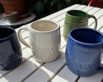 4 beautiful handmade ceramic mugs in great earthy colors VINTAGE