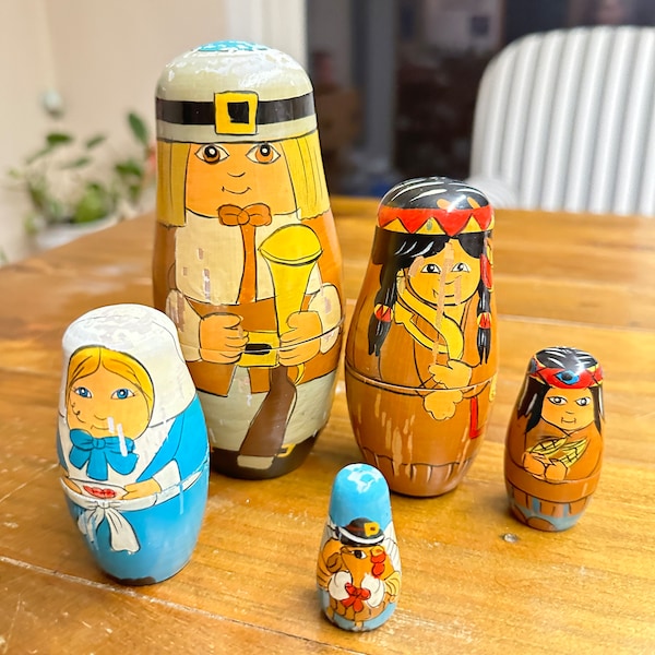 Vintage Babushka Matrioschka Folklore prachtig beschilderd 5 stuks 16 cm