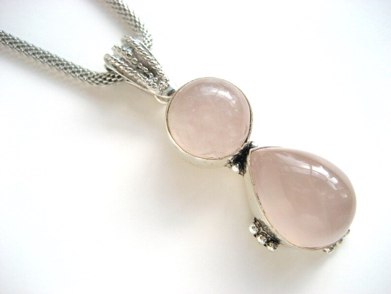 Rose quartz on snake chain image 5