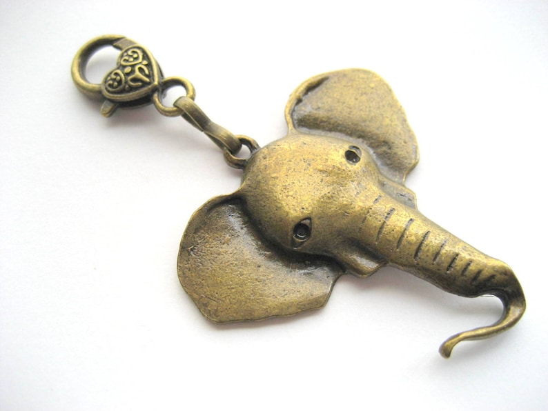 Elephant / Carabiner image 1