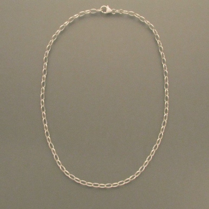 Silver Chain Oval eyelets image 1