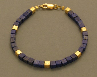 Lapislazuli-Armband, Würfel, vergoldet