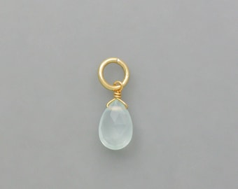 small pendant chalcedony drop and 925 silver plated silver