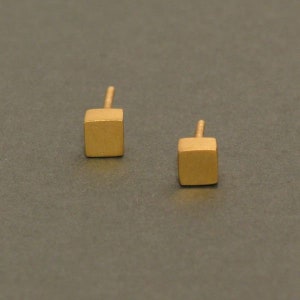 Cubed Gilded Silver Ear Studs image 1
