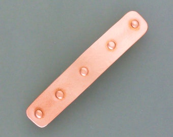 Studded hair clip, small