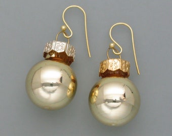Earrings Christmas bauble, shiny gold