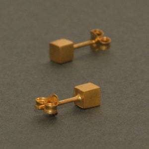 Cubed Gilded Silver Ear Studs image 3