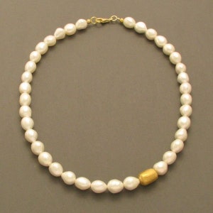 Pearl Necklace Baroque white Pearl image 2