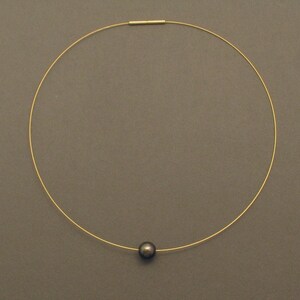 Gilded Circlet with Dark Pearl Pendant image 2