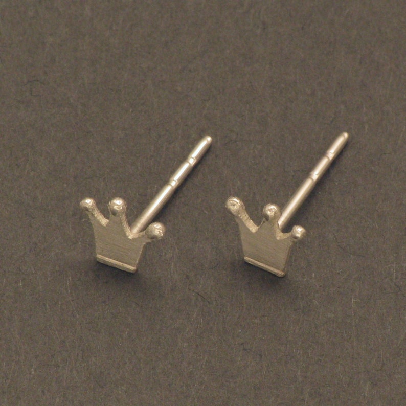 Crown Silver Ear Studs image 2