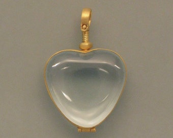 Heart-shaped glass locket, gold-plated