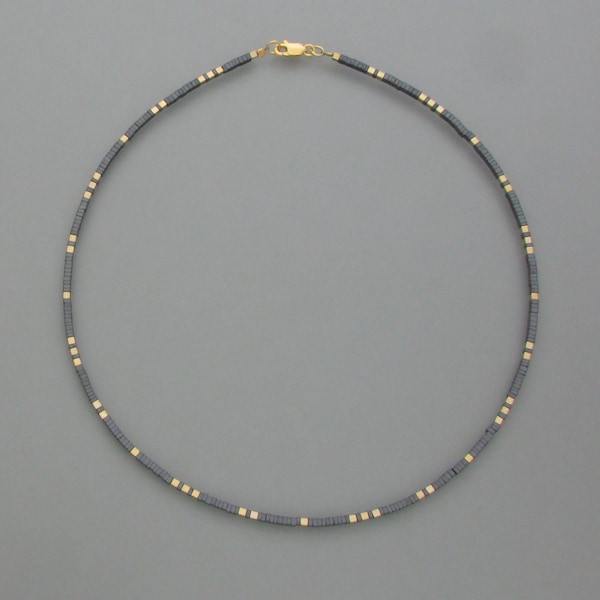 Delicate necklace hematite, gold-plated