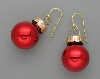 Earrings Christmas bauble, red