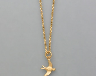 small pendant swallow made of 925 gold plated silver