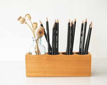 Pen holder with flower vase in cherry