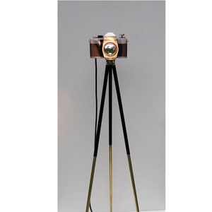 SLR floor lamp image 1