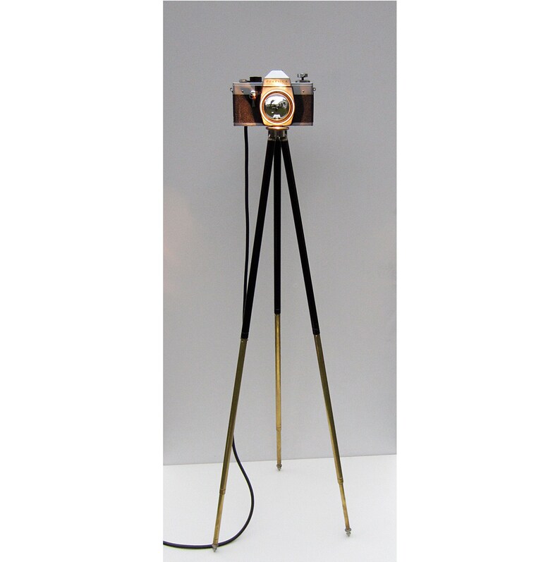 SLR floor lamp image 1