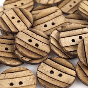 5 coconut buttons, stripes, can be used on both sides, approx. 23 mm diameter