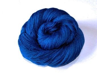 Lacegarn mit Seide "Blaue Stunde" handgefärbt für feine Tücher und Schals, 100g