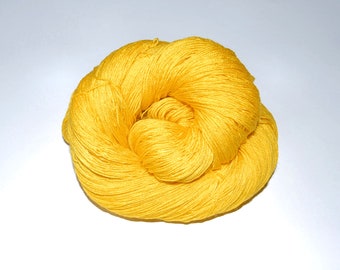 Lace yarn hand-dyed with silk for fine and elegant shawls and scarves, 100g No. 129