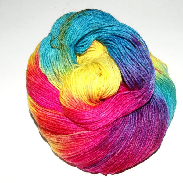 Sockenwolle-Regenbogen- handgefärbt, 100g, gerne stricke ich Socken aus dieser Wolle für Dich auf Anfrage