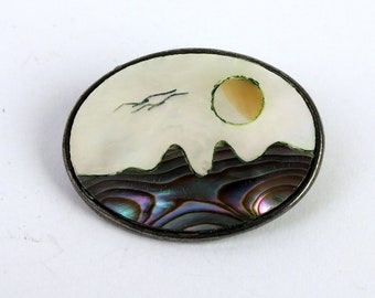 silver-plated vintage brooch with mother of pearl abalone inlay, old costume jewelry, pin, oval pin, gift for girlfriend, mother