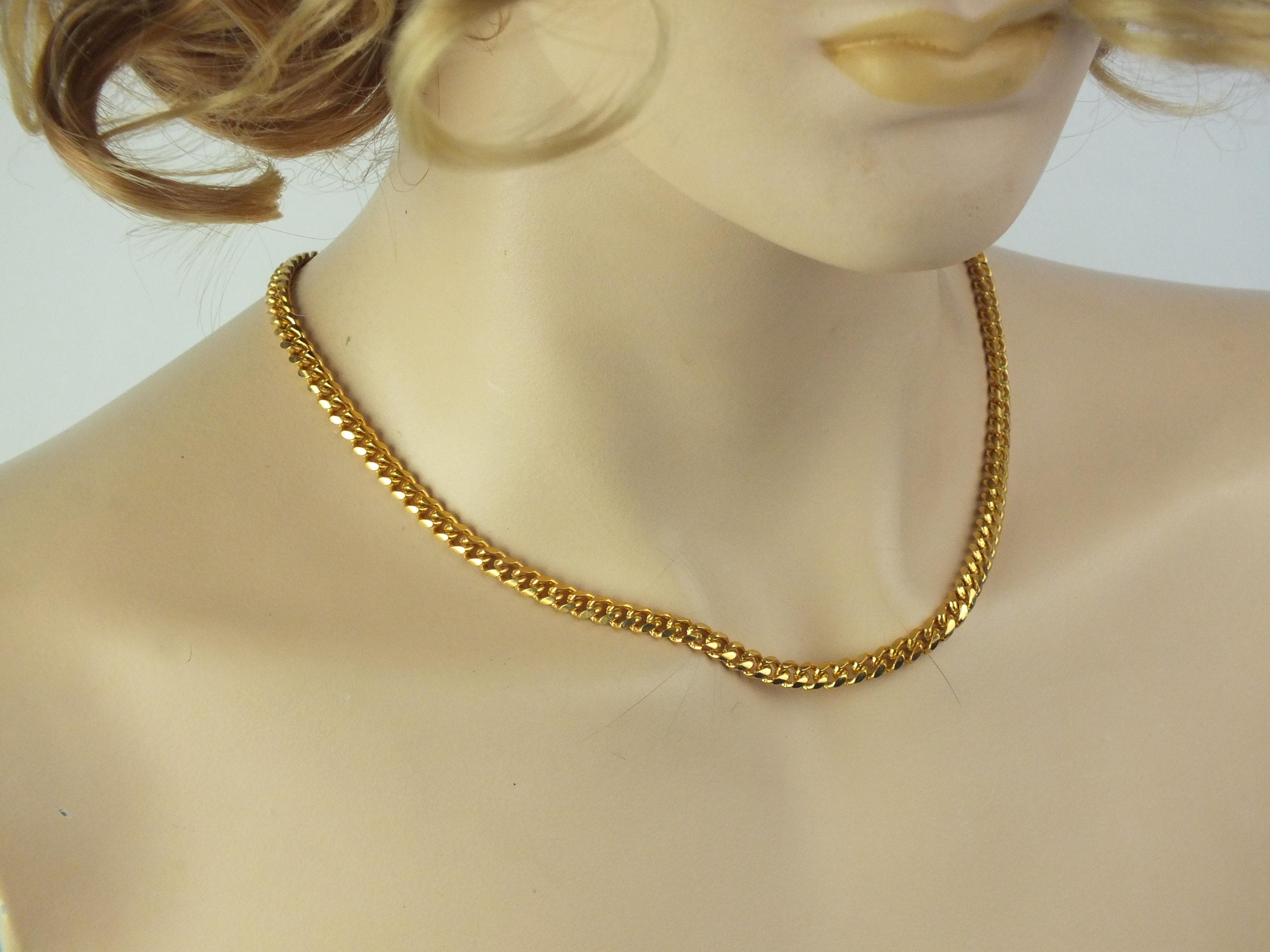 Vintage Ladies Necklace Gold-plated, Short Curb Chain