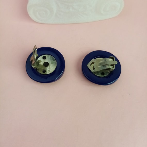 vintage ear clips blue violet, old plastic costum… - image 6