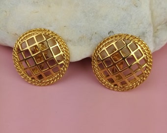 XL vintage ear clips gold, large earrings women, grid clips, old costume jewelry 80s, gift for girlfriend, sister, daughter