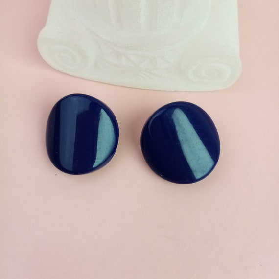 vintage ear clips blue violet, old plastic costum… - image 1
