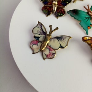 broche de mariposa vintage original / bisutería antigua / alfiler colorido / alfiler de animal / regalo para novia, hermana, madre 5