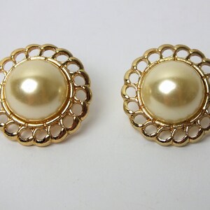 Vintage Women's Gold Clip Earrings With Faux Pearl 