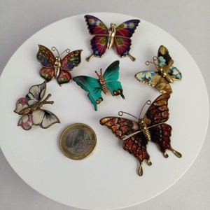 broche de mariposa vintage original / bisutería antigua / alfiler colorido / alfiler de animal / regalo para novia, hermana, madre imagen 2